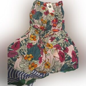 NWT Taj by Sabrina gorgeous floral hand embroidered strapless romper, small